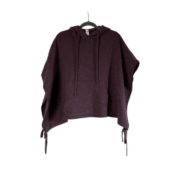 Lululemon All In A Day Hooded Poncho
Heathered Black Cherry O/S - Picture 3 of 7